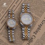 ⁦طقم ساعتين تايم زون رجالي ونسائي حديد 1103⁩ - الصورة ⁦3⁩